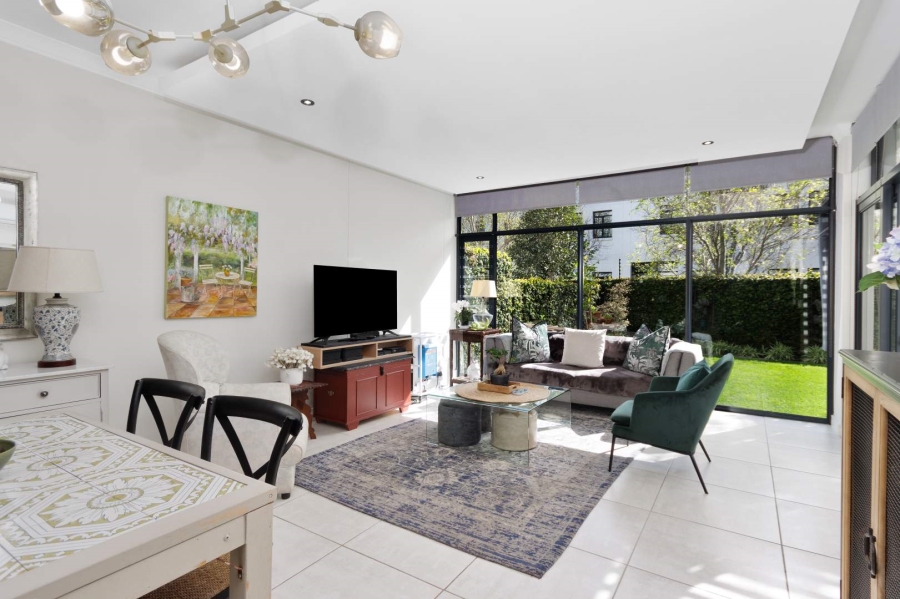 3 Bedroom Property for Sale in Paardevlei Western Cape